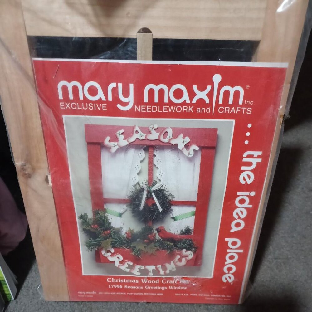 NEW Vintage MARY MAXIM SEALED WOOD CHRISTMAS KIT 17996